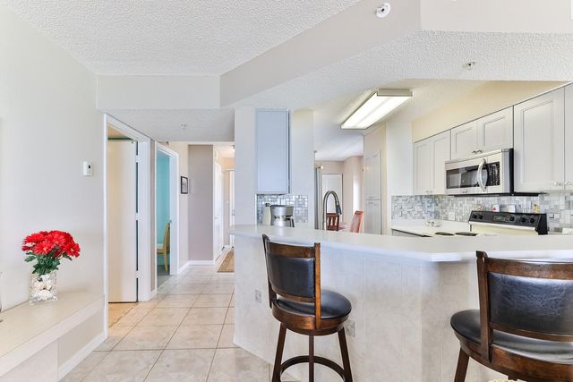 1183 OCEAN SHORE BOULEVARD 505, Ormond Beach, FL 32176