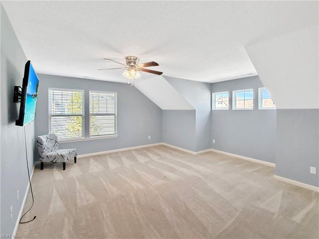 952 Checkerspot WAY, Chesapeake, VA 23323