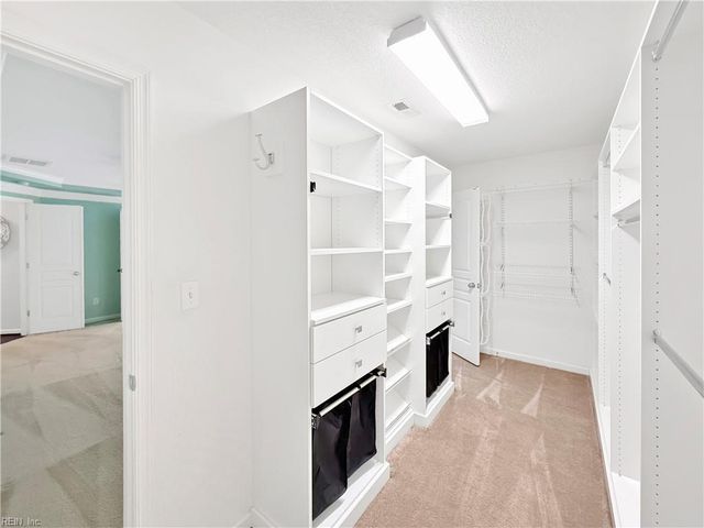 952 Checkerspot WAY, Chesapeake, VA 23323