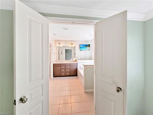 952 Checkerspot WAY, Chesapeake, VA 23323