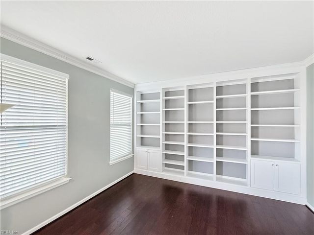 952 Checkerspot WAY, Chesapeake, VA 23323