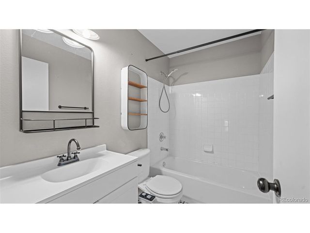 821 Descendant Dr, Fountain, CO 80817