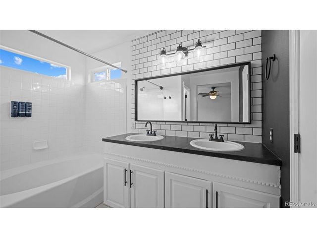 821 Descendant Dr, Fountain, CO 80817
