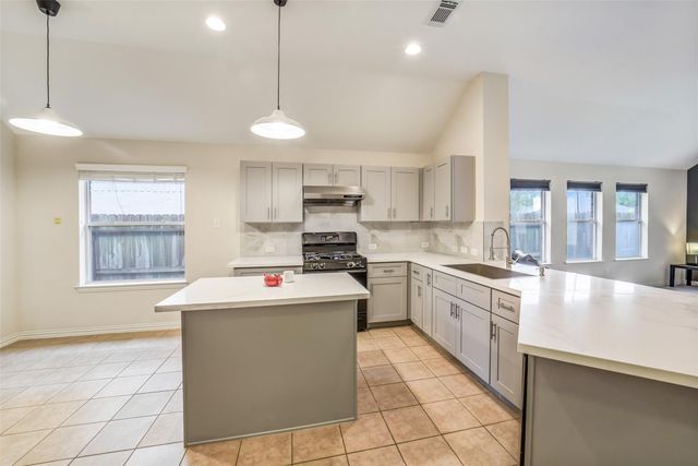 7111 Cornflower Lane, Katy, TX 77494