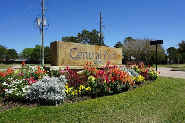 7111 Cornflower Lane, Katy, TX 77494