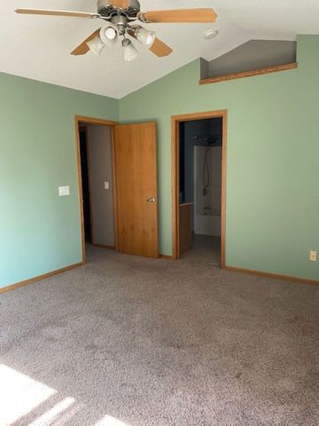 5816 Heather Avenue, Davenport, IA 52807