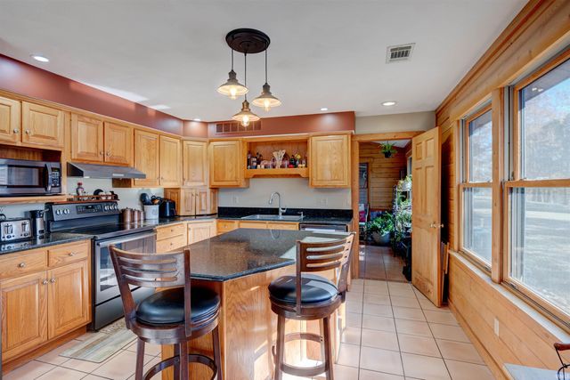 385 W Evergreen Plaza N, Santa Claus, IN 47579