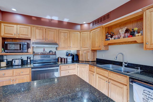 385 W Evergreen Plaza N, Santa Claus, IN 47579