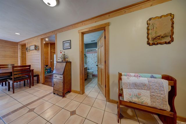 385 W Evergreen Plaza N, Santa Claus, IN 47579