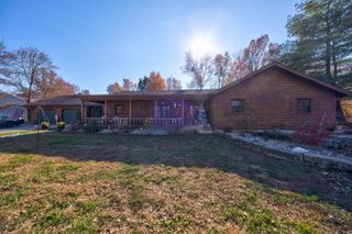 385 W Evergreen Plaza N, Santa Claus, IN 47579