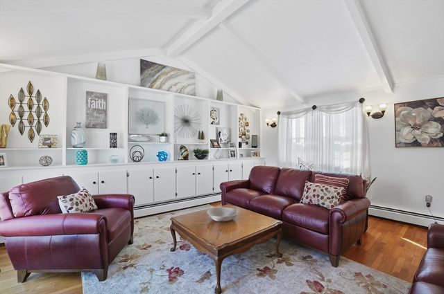 54 Sagamore Road, Seekonk, MA 02771