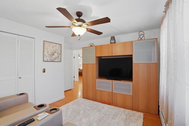 54 Sagamore Road, Seekonk, MA 02771