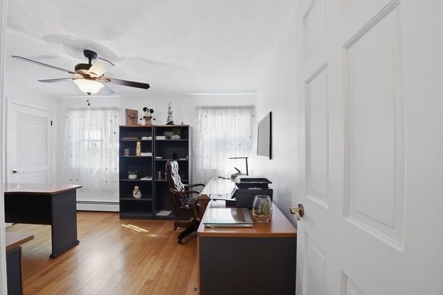 54 Sagamore Road, Seekonk, MA 02771