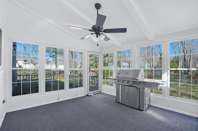 54 Sagamore Road, Seekonk, MA 02771