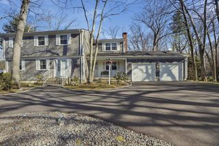 54 Sagamore Road, Seekonk, MA 02771
