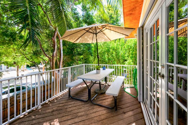 S 125 Rolling Hill Road, Plantation Key, FL 33070