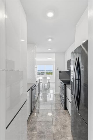 340 Sunset Drive 1210, Fort Lauderdale, FL 33301