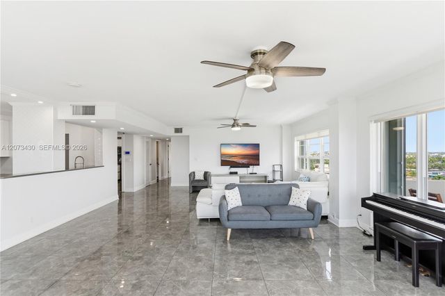 340 Sunset Drive 1210, Fort Lauderdale, FL 33301