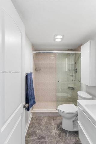 340 Sunset Drive 1210, Fort Lauderdale, FL 33301
