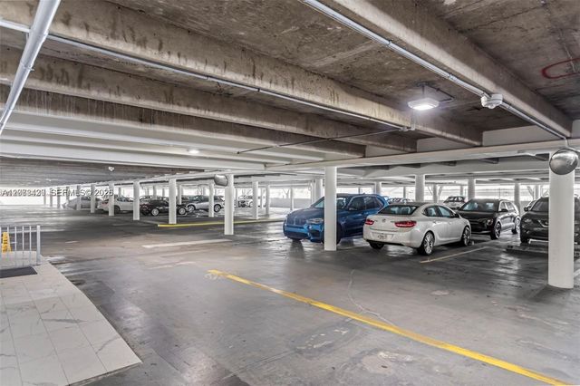 340 Sunset Drive 1210, Fort Lauderdale, FL 33301