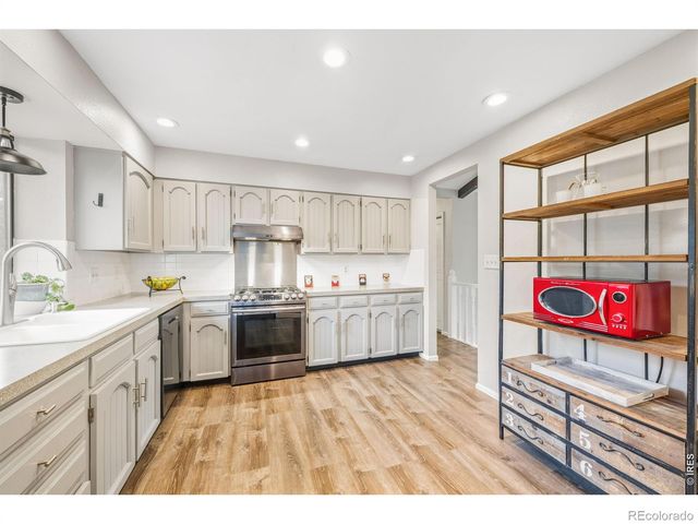 1234 Kiteley Lane, Longmont, CO 80503