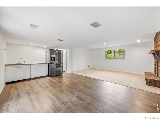 1234 Kiteley Lane, Longmont, CO 80503
