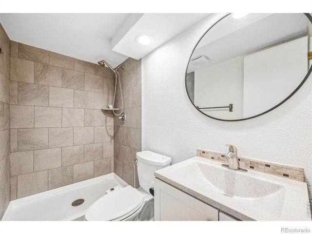 1234 Kiteley Lane, Longmont, CO 80503