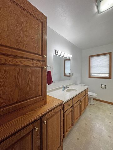 511 S WELLS AVENUE, Peshtigo, WI 54157