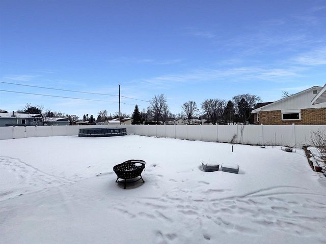 511 S WELLS AVENUE, Peshtigo, WI 54157