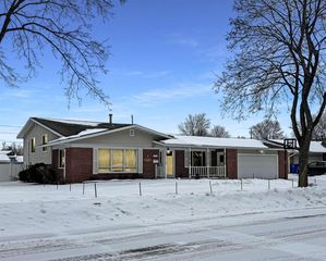 511 S WELLS AVENUE, Peshtigo, WI 54157
