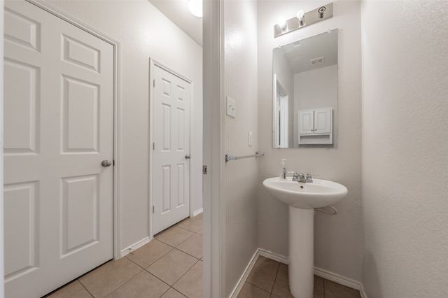 2312 Bermont Red Lane, Fort Worth, TX 76131