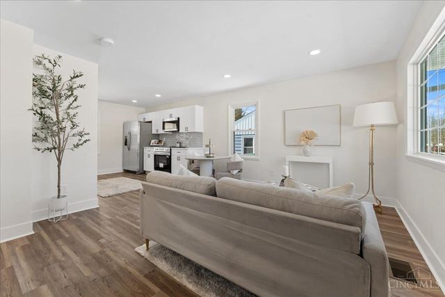 3373 Kathy Lane, Cincinnati, OH 45238