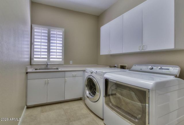 7527 E SUNNYVALE Drive, Scottsdale, AZ 85258