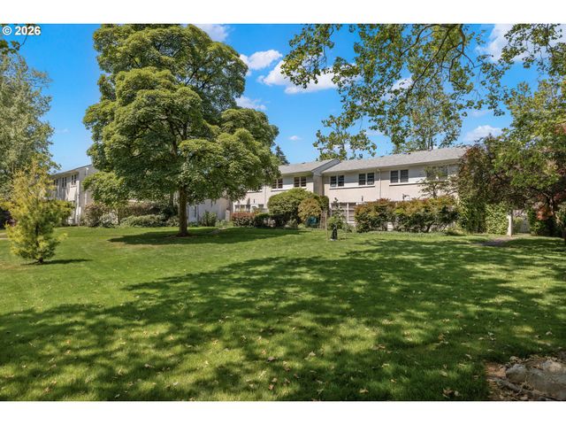 6918 Ne HANCOCK St, Portland, OR 97213