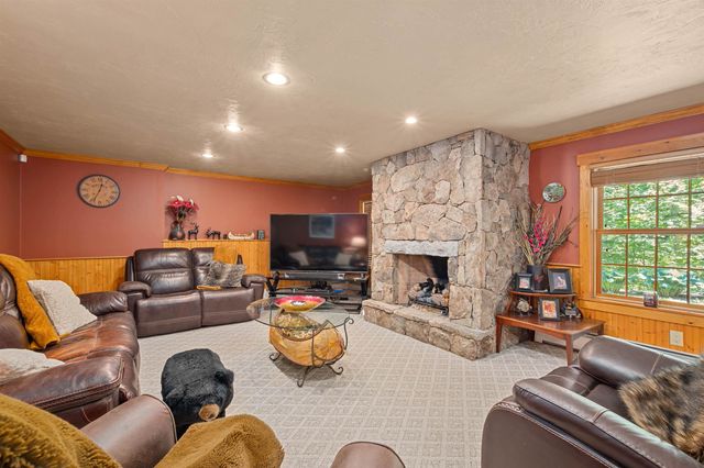 63 Black Cat Island Road, Moultonborough, NH 03254