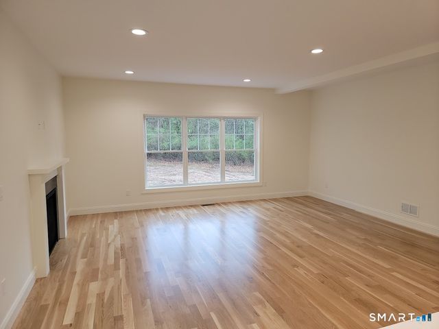963 High Road, Berlin, CT 06037