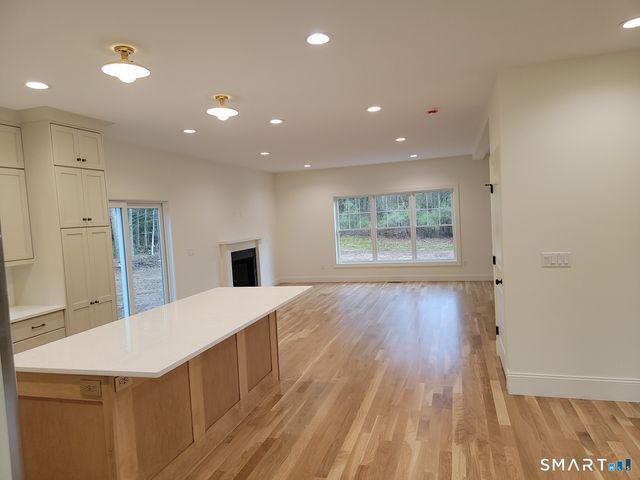 963 High Road, Berlin, CT 06037