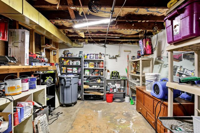 3230 38th Avenue S, Minneapolis, MN 55406