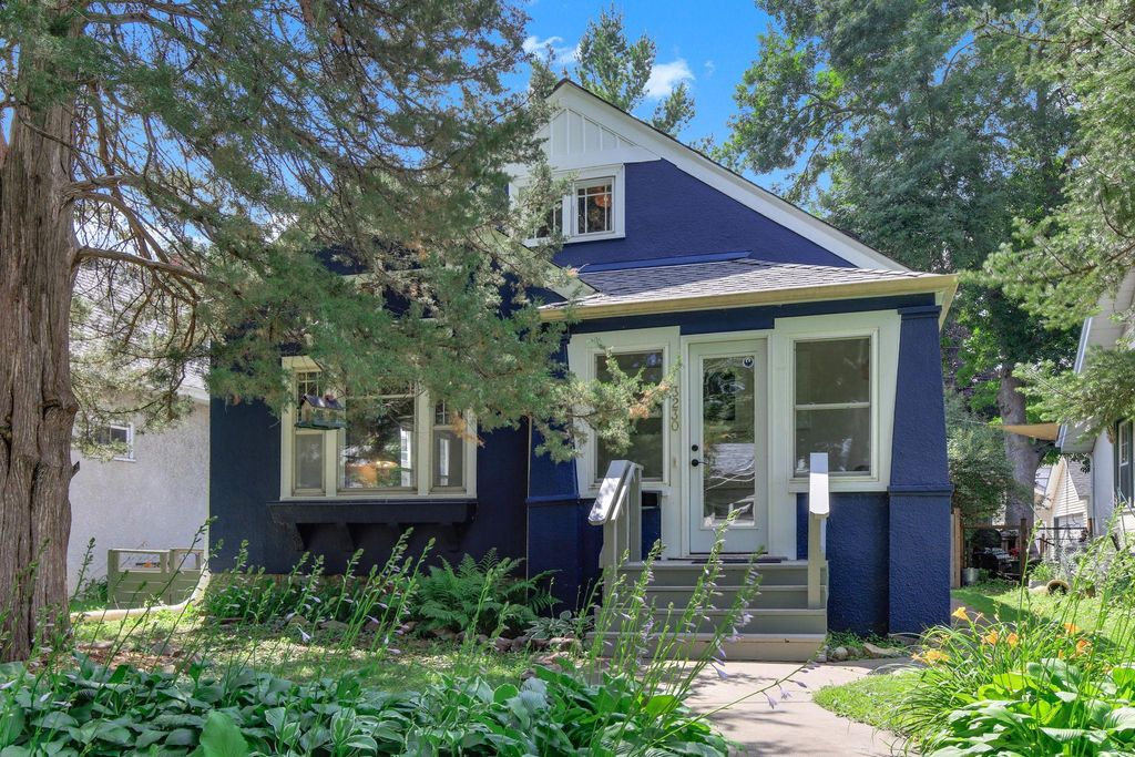 3230 38th Avenue S, Minneapolis, MN 55406