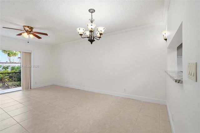 2376 NW 89th Dr 2376, Coral Springs, FL 33065