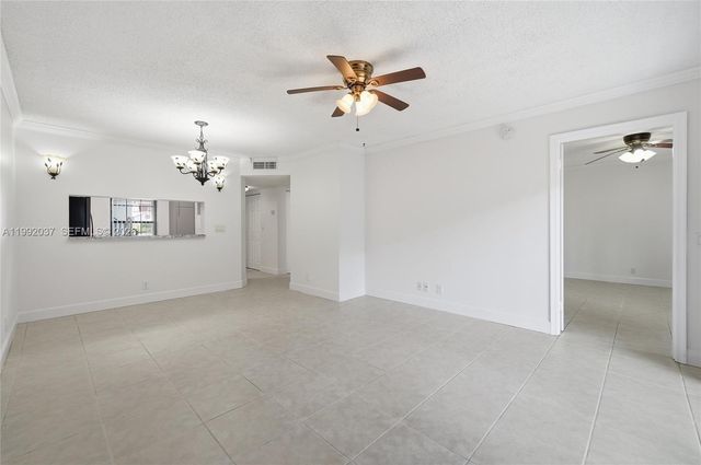 2376 NW 89th Dr 2376, Coral Springs, FL 33065