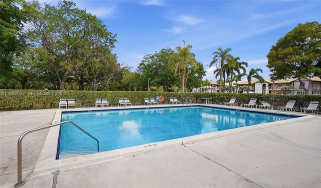 2376 NW 89th Dr 2376, Coral Springs, FL 33065