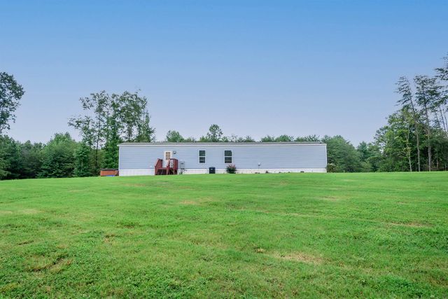 125 Copeland Drive, Campobello, SC 29322