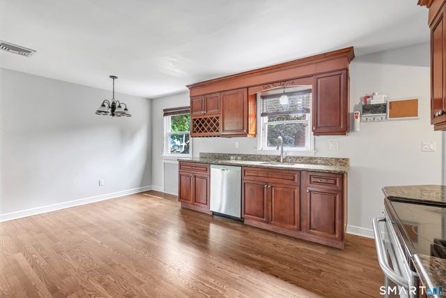 215 Bennett Street, Fairfield, CT 06825
