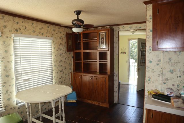 633 Hwy 289 S, Salem, AR 72576