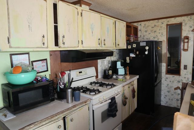 633 Hwy 289 S, Salem, AR 72576