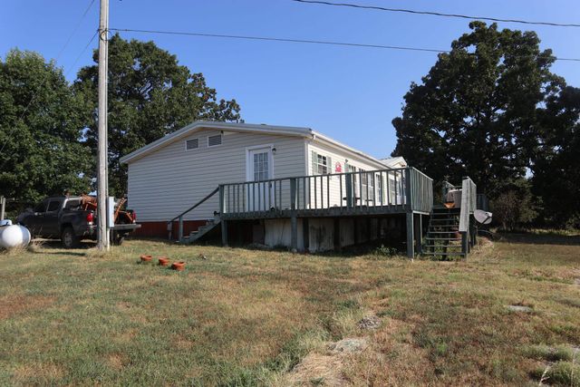 633 Hwy 289 S, Salem, AR 72576