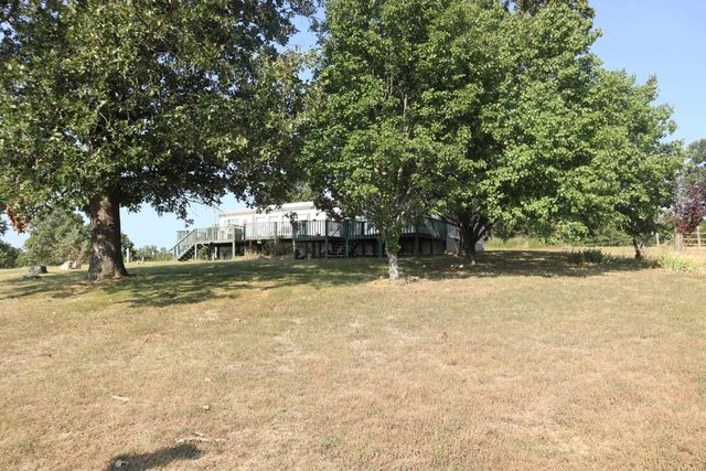 633 Hwy 289 S, Salem, AR 72576