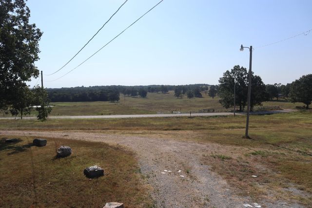 633 Hwy 289 S, Salem, AR 72576