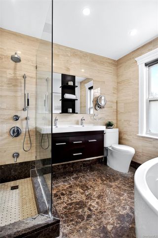 12 Belleview Avenue, Port Washington, NY 11050